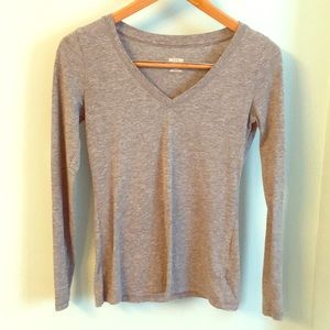 Grey V-neck Long Sleeve Tee
